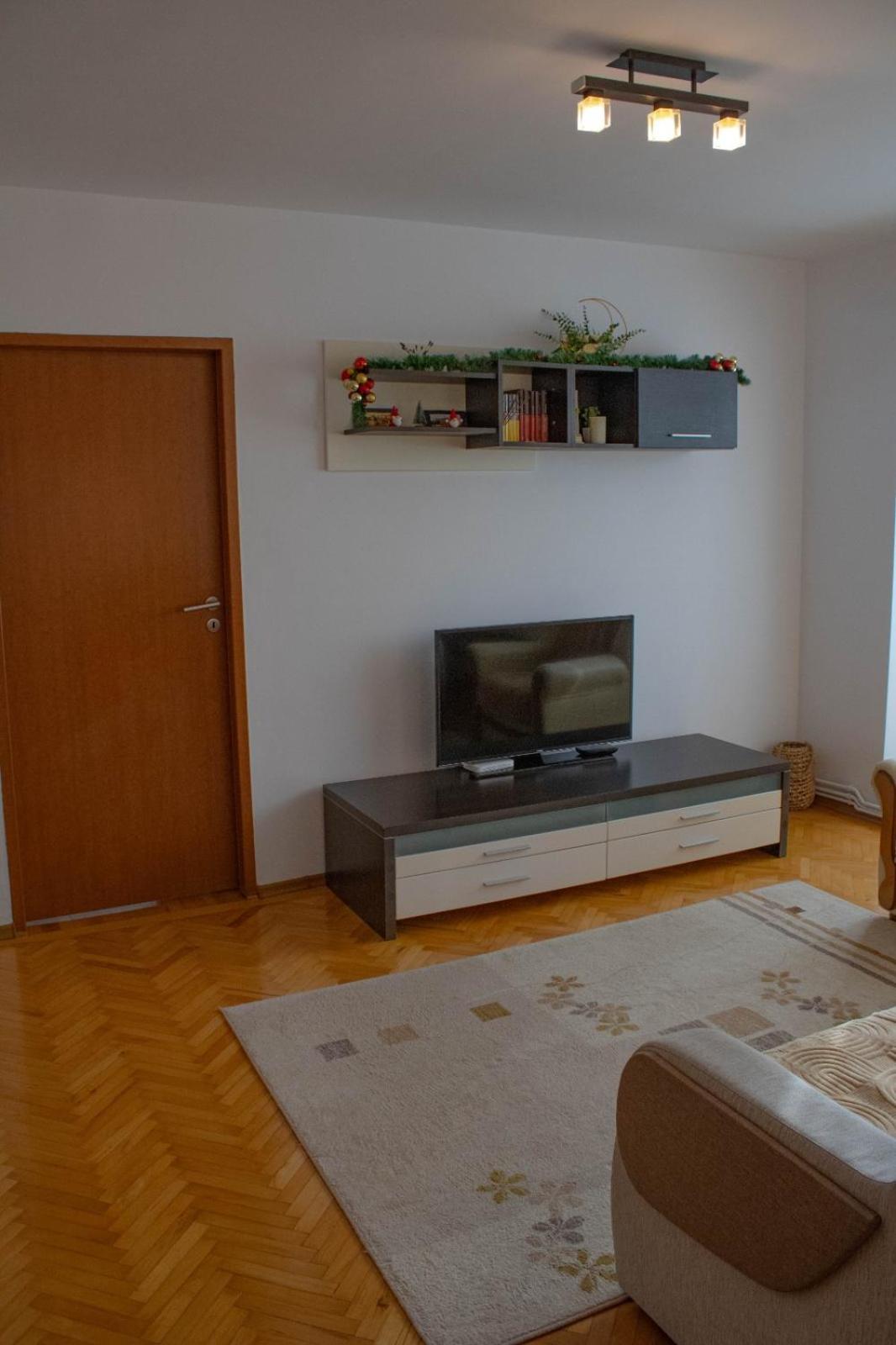 Apartament Aleea Minerva ブラショフ エクステリア 写真