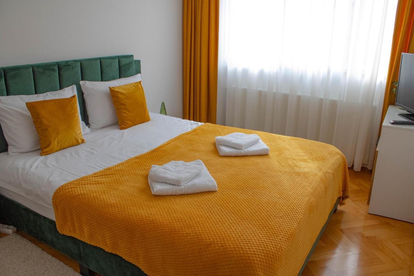 Apartament Aleea Minerva ブラショフ エクステリア 写真